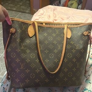 Louis Vuitton neverful mm
